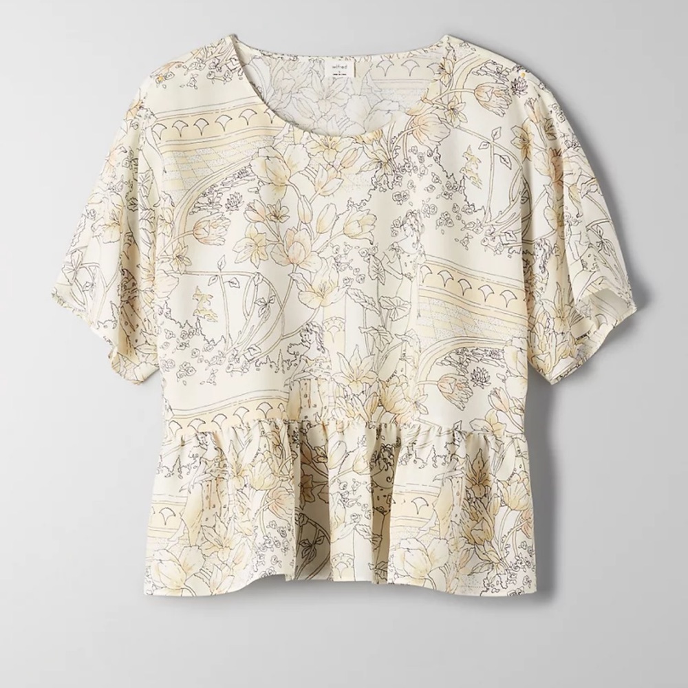 Aritzia Macee Short Sleeve Flowy Printed Blouse